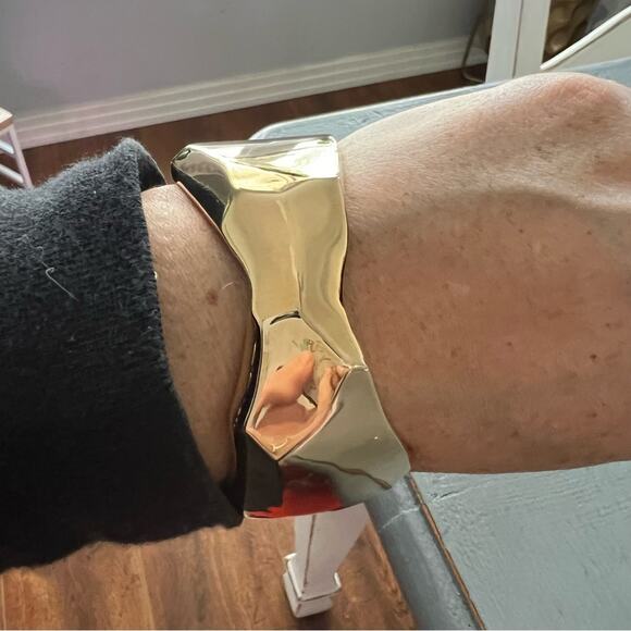 Robert Lee Morris Brass Cuff Bracelet - Picture 9 of 11